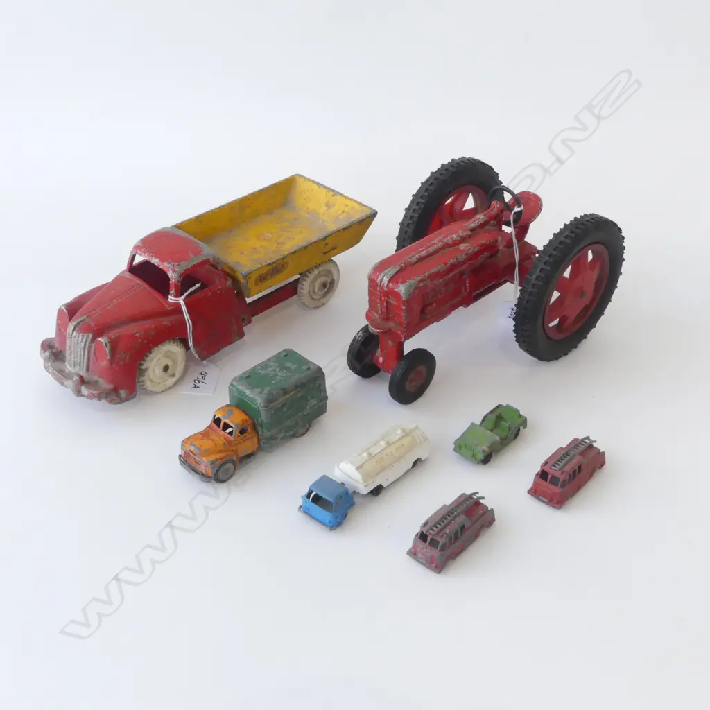 7 MAINLY FUNHO VINTAGE TOYS L 260 MM Image 1++