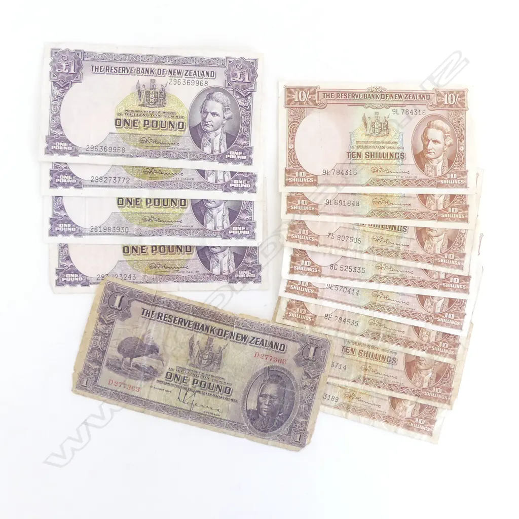 13 VINTAGE NZ BANK NOTES; 5x ONE POUND, 8x TEN SHILLINGS Image 1++