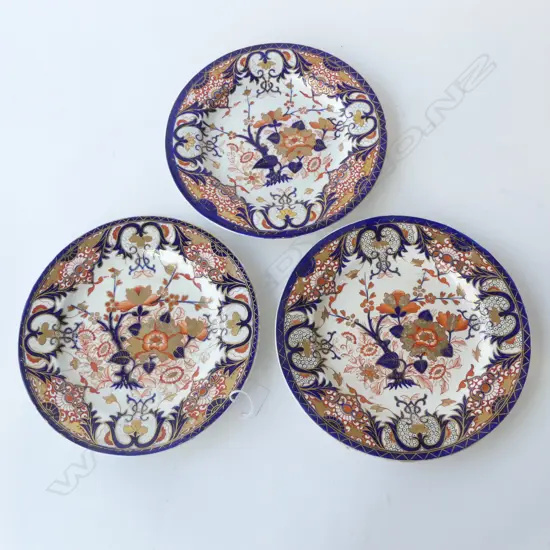 3 EARLY CROWN DERBY IMARI PLATES (1 REPAIRED) 245mm dia