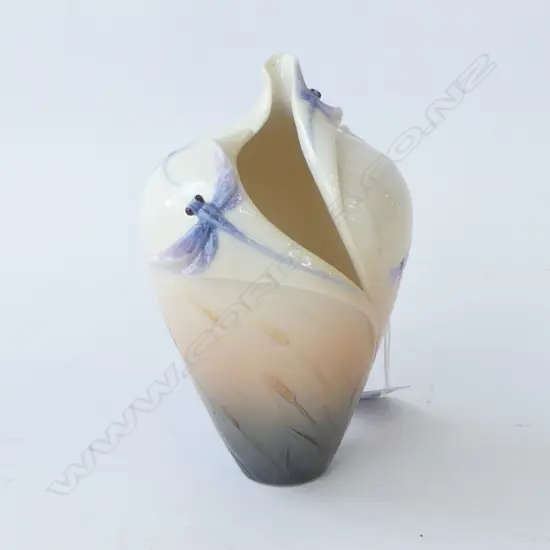 DRAGONFLY PORCELAIN VASE H130mm
