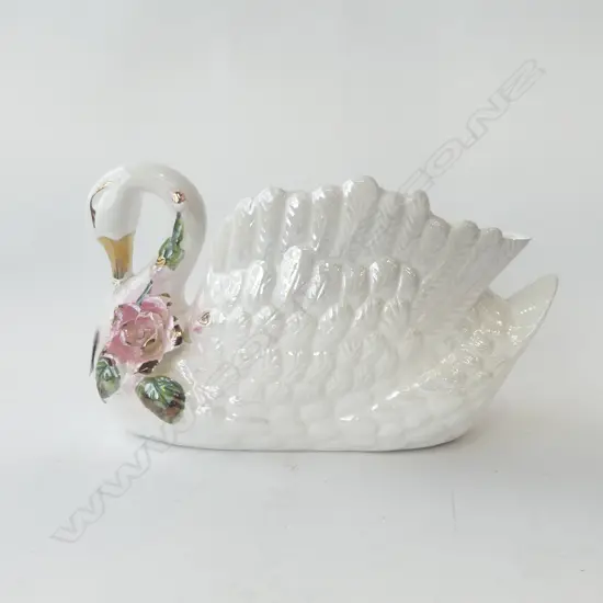 WHITE CERAMIC SWAN L.330mm