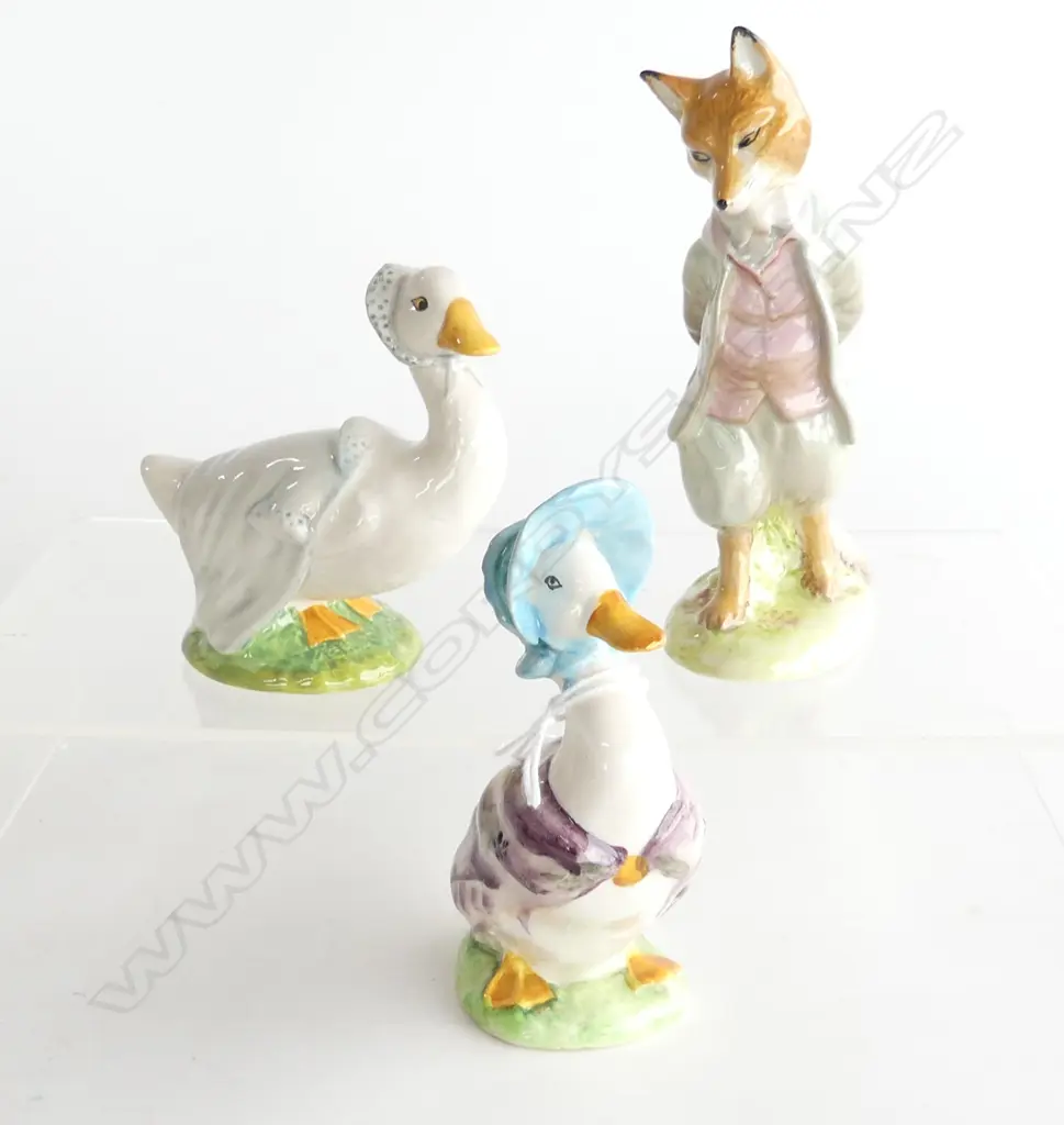 3 BESWICK BEATRIX POTTER FIGURINES; JEMIMA & REBECCAH PUDDLEDUCK, FOXY GENTLEMAN H.125mm Image 1++