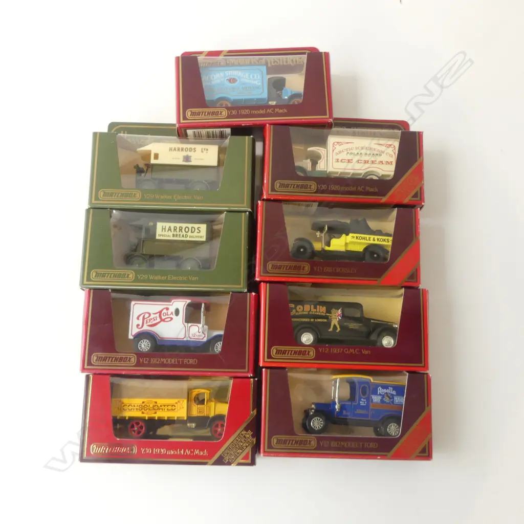 SMALL BOX OF 10 MINT & BOXED  MATCHBOX MODELS OF YESTERYEAR  Image 1++