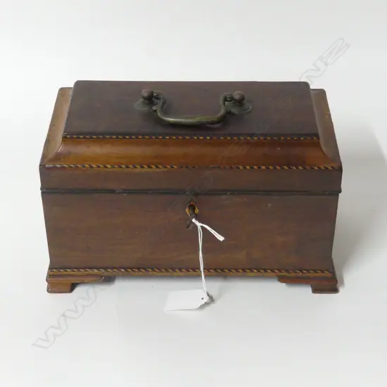 ANTIQUE MAHOGANY TEA CADDY W.250mm