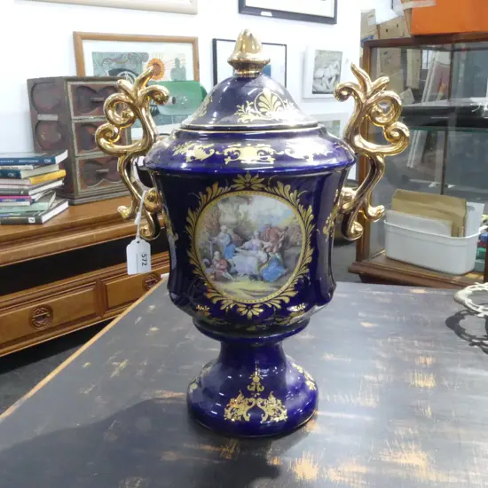 LG LIMOGES STYLE LIDDED VASE H.380mm