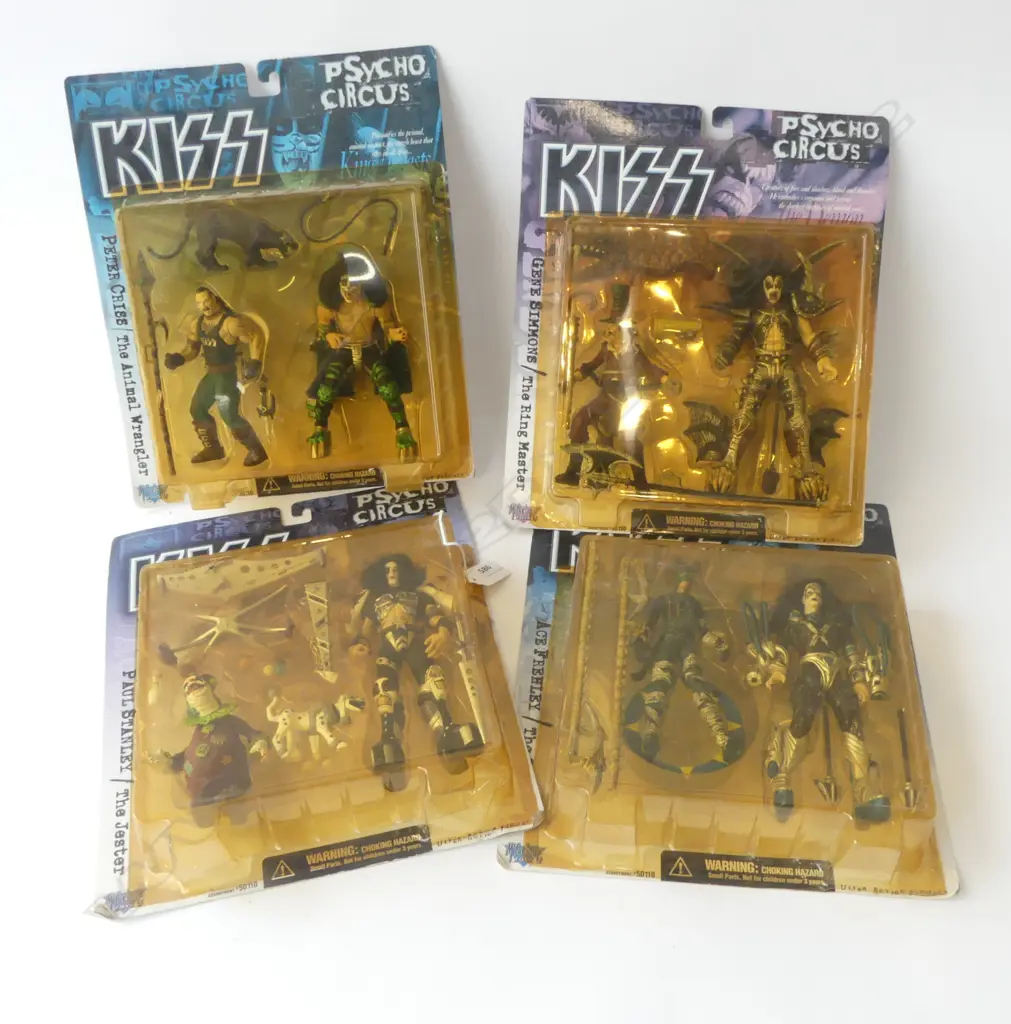 4 KISS BAND FIGURINES 'PSYCHO CIRCUS'  Image 1++