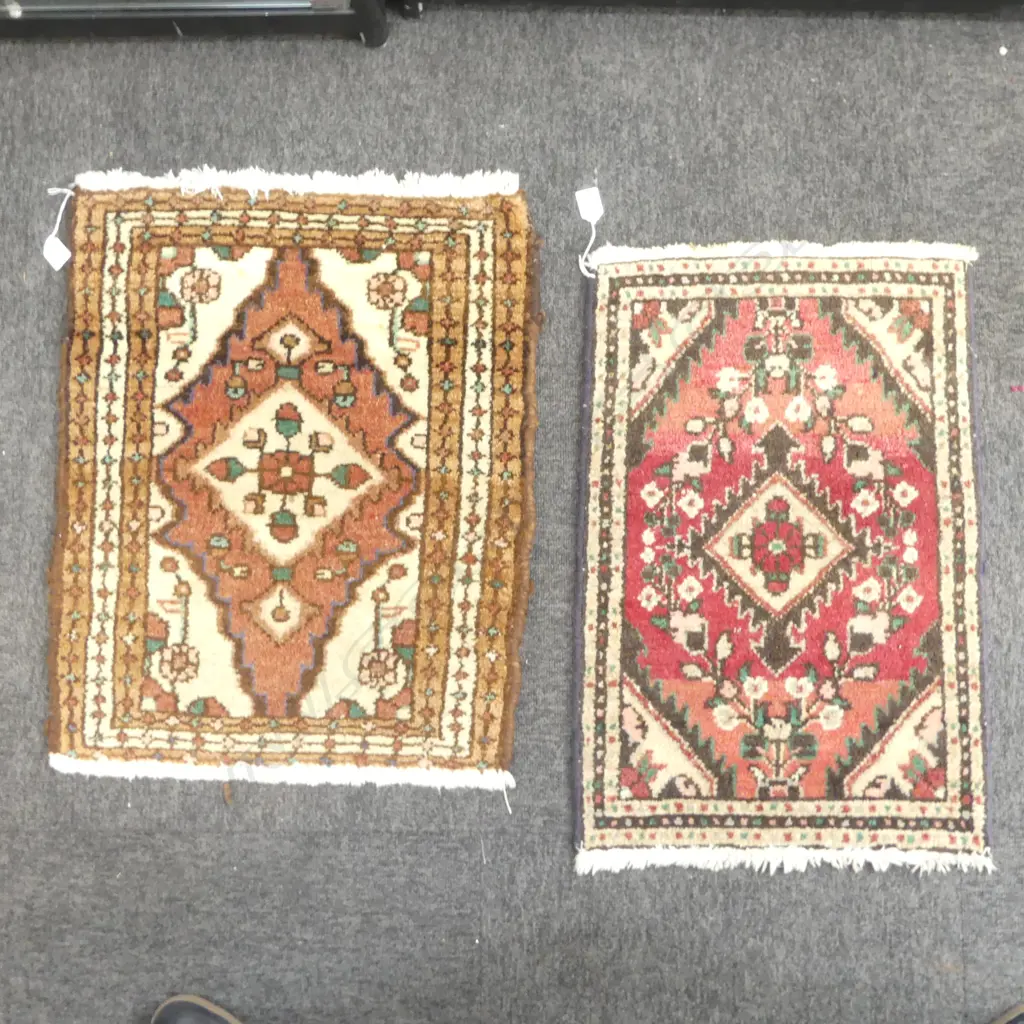 2 SMALL HAND KNOTTED WOOL PILE RUGS Image 1++