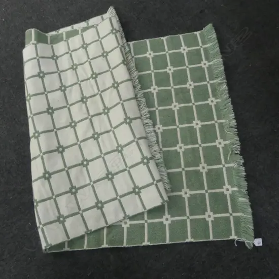 REVERSIBLE GREEN COTTON RUNNER 2400x900mm