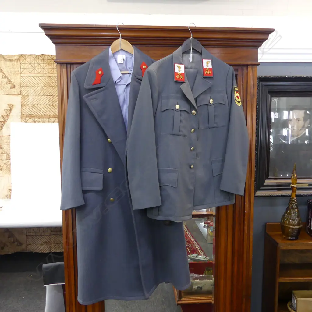 FULL AUSTRIAN PROVISIONAL BORDER GUARD UNIFORM. INCLUDES SHIRT JACKET & GREATCOAT IN EXCELLENT CONDITION. SIZE 40 Image 1++