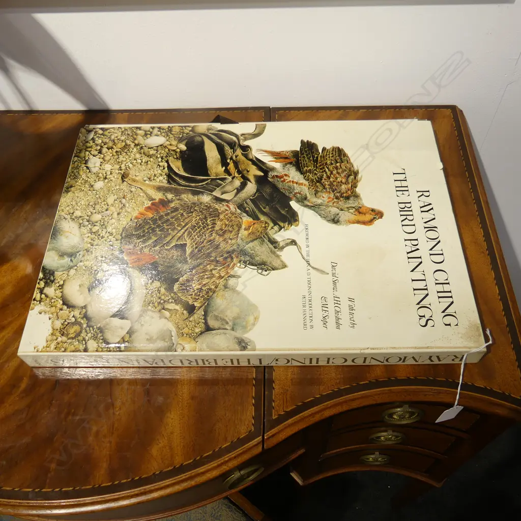 CASED BOOK; RAYMOND CHING 'THE BIRD PAINTINGS' Image 1++