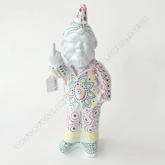  RESIN NAUGHTY GNOME white outfit spotted pattern with MIDDLE FINGER RAISED H.330mm