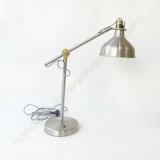 INDUSTRIAL STYLE SILVER METAL LAMP