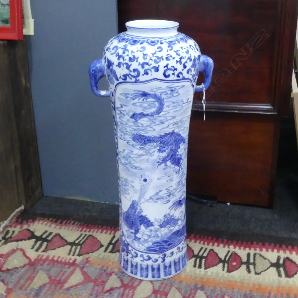 TALL B/W ORIENTAL VASE H.610mm Image 1++