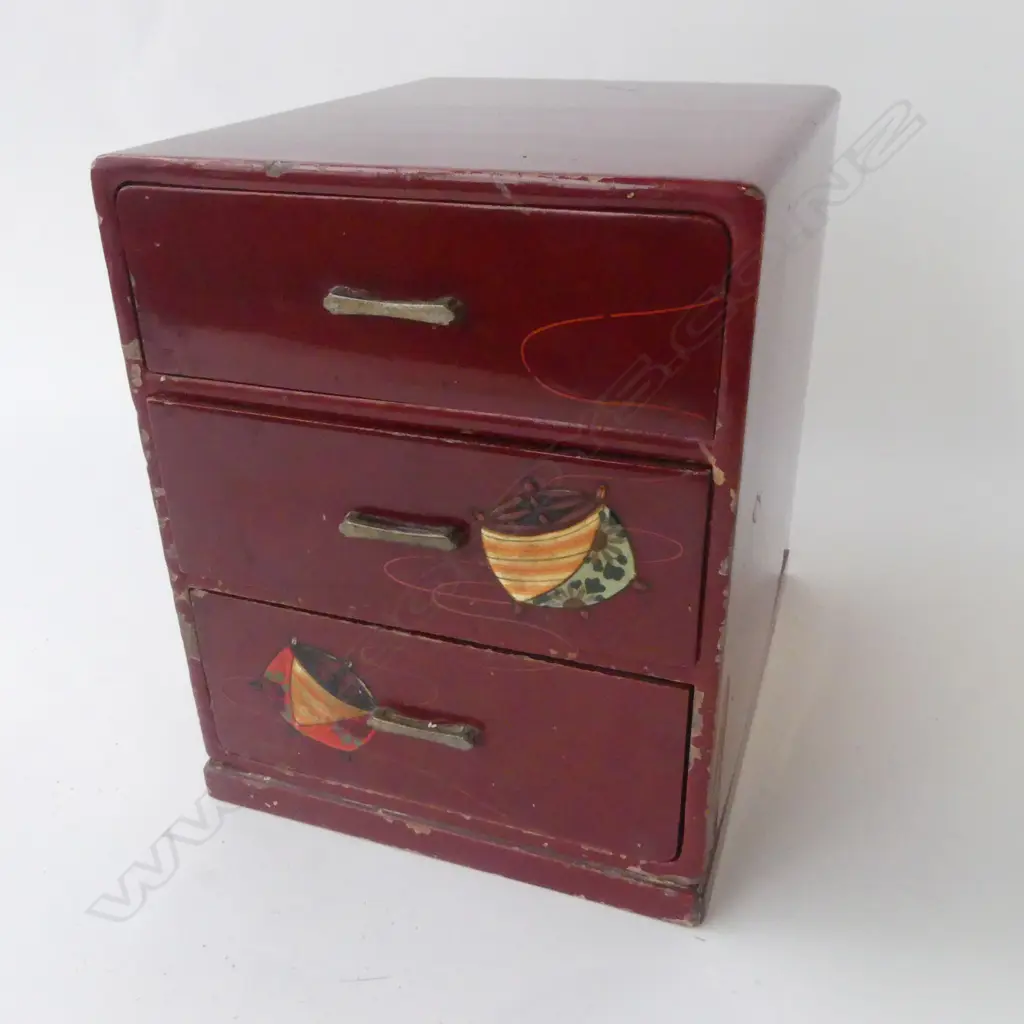 ORIENTAL RED LACQUER 3 DRAWER CABINET 185x230x230mm Image 1++
