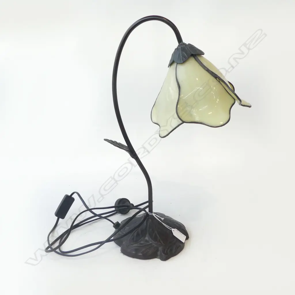 TIFFANY STYLE FLOWER LAMP H.470mm Image 1++