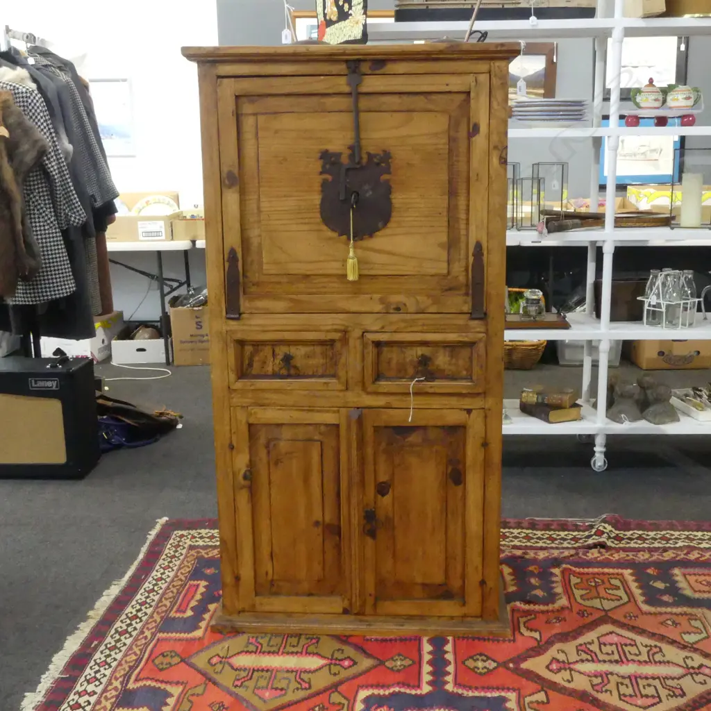 LG MEXICAN PINE DRINKS CABINET 800x500x1500mm Image 1++