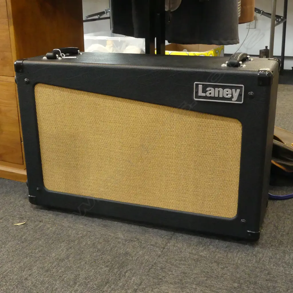 LANEY CUB CAB 2X12 OPEN BACK EXTENSION SPEAKER H 690 MM Image 1++
