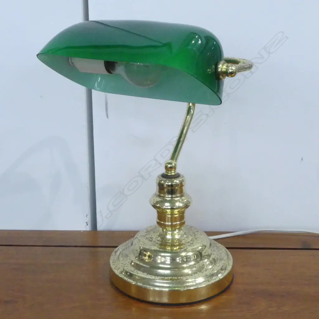 BANKERS LAMP, GREEN GLASS SHADE H.360mm Image 1++