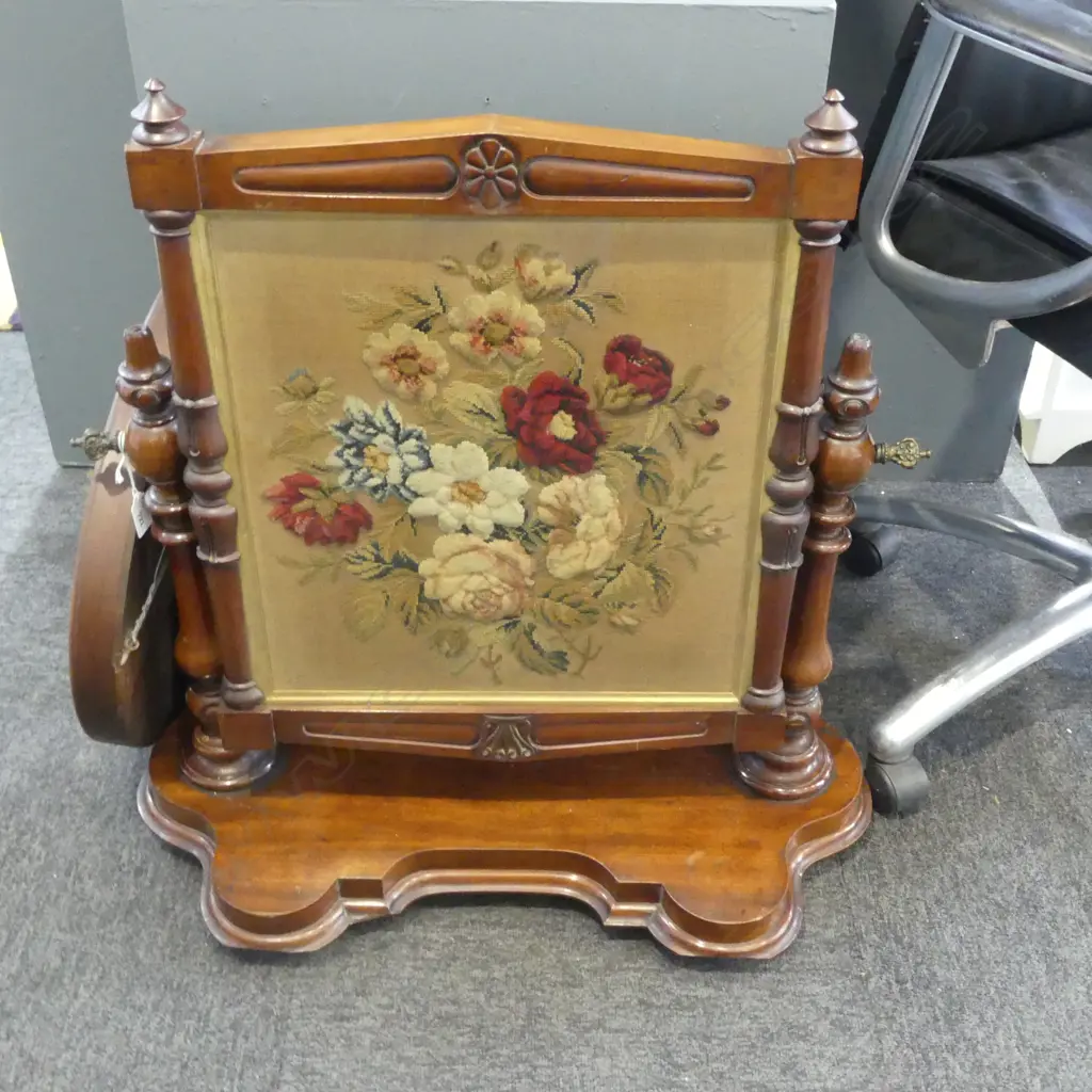 VICTORIAN MAHOGANY TOILET MIRROR FRAME HOLDING EMBROIDERED PANEL 700x260x720mm Image 1++