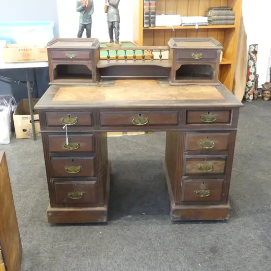 EARLY 20thC DOUBLE PEDESTAL DESK 1060x625x1005mm