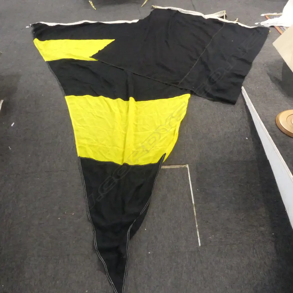 2 LG BLACK / BLACK & YELLOW FLAGS Image 1++