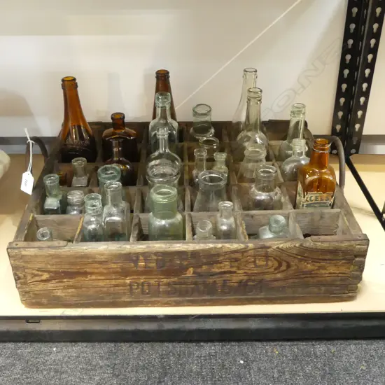 WOODEN CRATE & GLASS BOTTLES W520mm