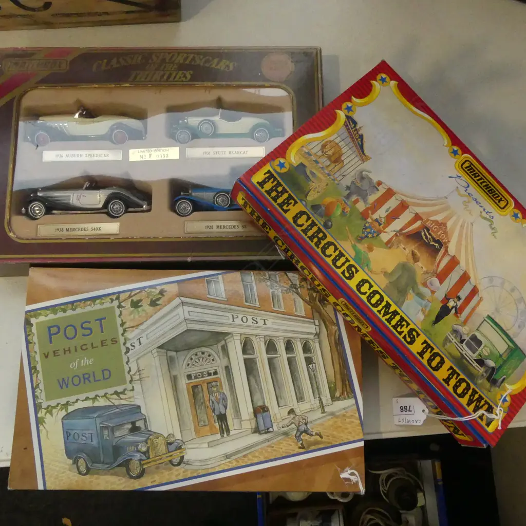 3 MINT & BOXED MATCHBOX SETS CLASSIC SPORTS CARS POST VEHICLES & CIRCUS COMES TO TOWN Image 1++