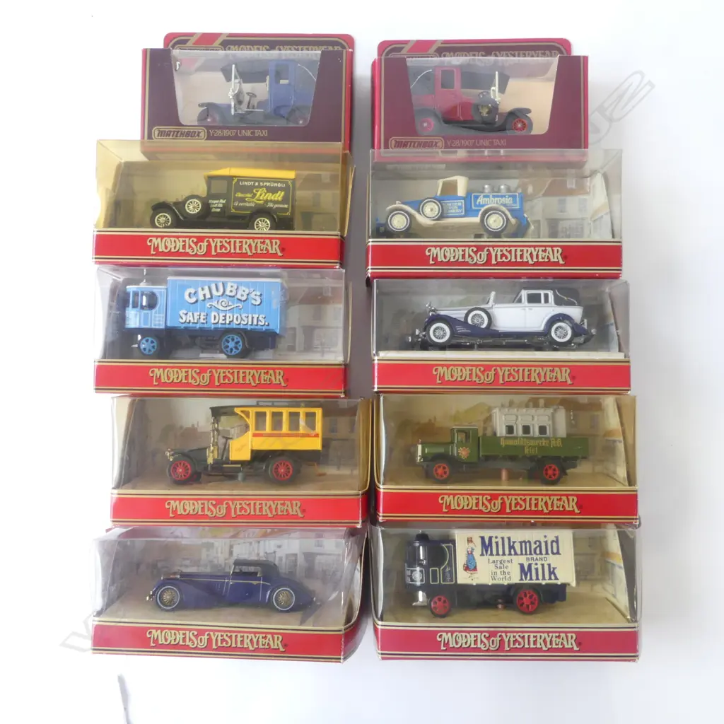 SMALL BOX OF 10 MINT & BOXED  MATCHBOX MODELS OF YESTERYEAR  Image 1++