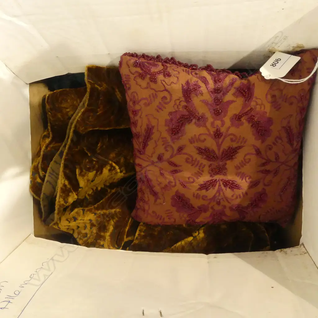 ASST. TEXTILES; ORIENTAL FABRIC ETC Image 1++