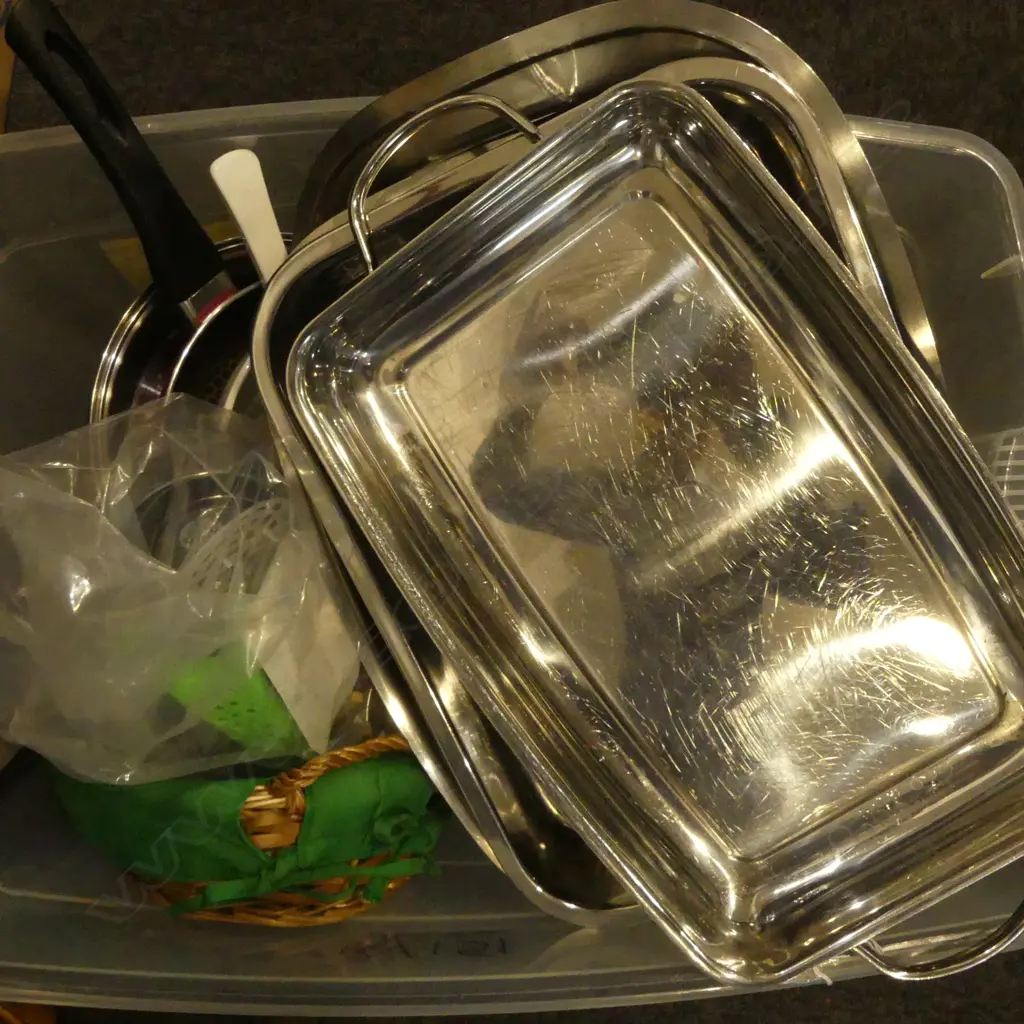 BOX OF KITCHENELIA: stainless dishes + pots + pans etc Image 1++