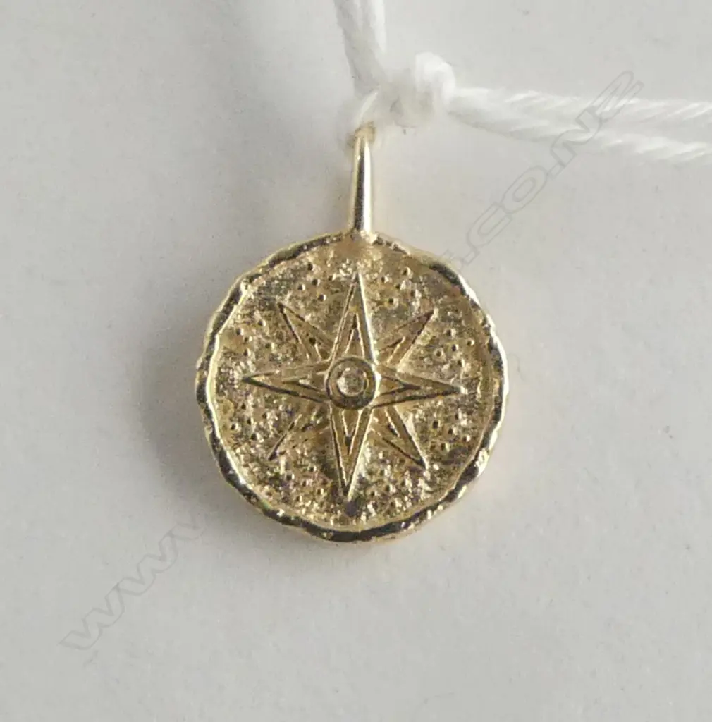 9CT CHARM BY ROCCABELLA CHCH 0.9gm Image 1++