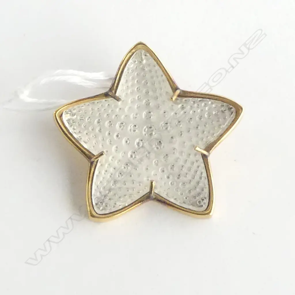 LALIQUE GLASS STARFISH PENDANT w. BAG MARKED LALIQUE Image 1++