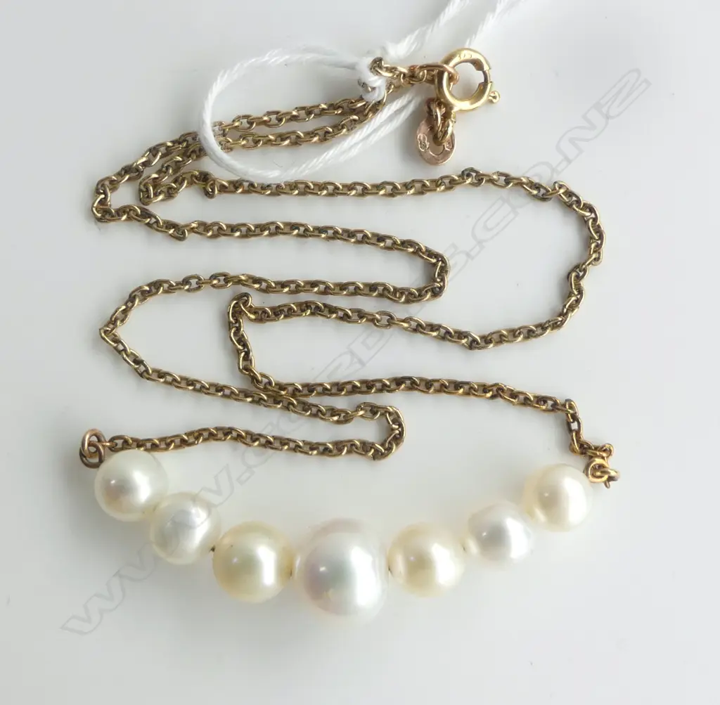 9ct YELLOW GOLD & 7 CULTURED PEARL NECKLACE Image 1++
