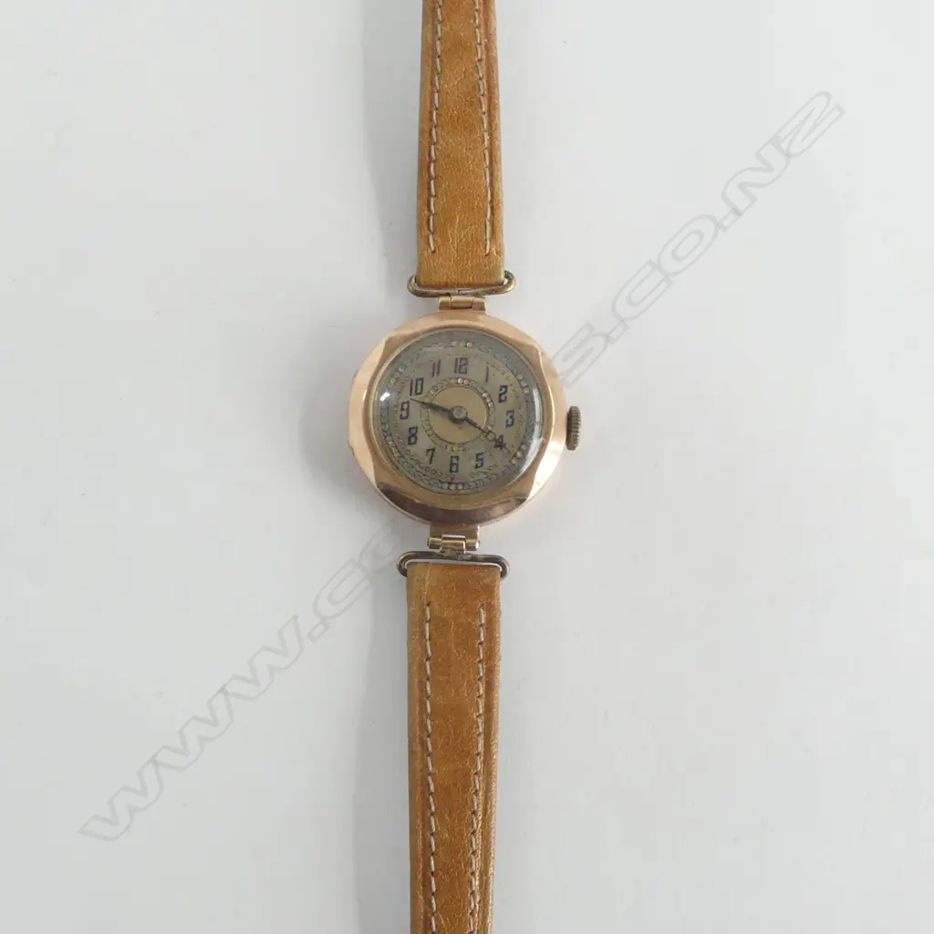 9ct ROSE GOLD 1920's 'UNICORN' LADIES WRIST WATCH apparently running Image 1++