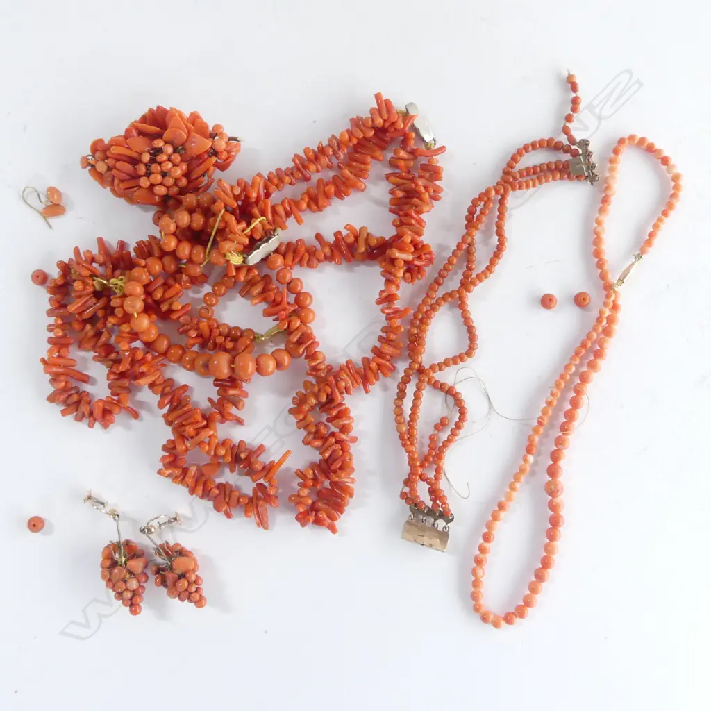 ASST. CORAL JEWELLERY (GOLD CLASPS) Image 1++