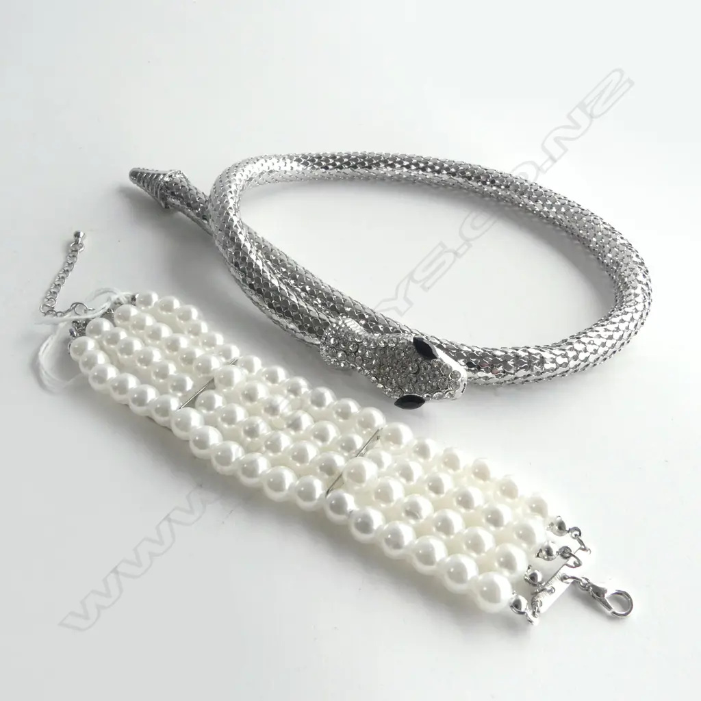 2 PC COSTUME JEWELLERY; SILVER COLOUR & DIAMANTE SNAKE CHOKER w MAGNETIC CLASP,  & PEARL LOOK BRACELET Image 1++