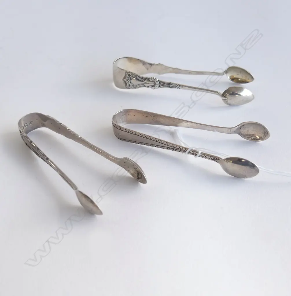THREE PAIRS STG SILVER TONGS LONDON 1919, BIRMINGHAM 1906 & 1920, L.87MM-92MM Image 1++