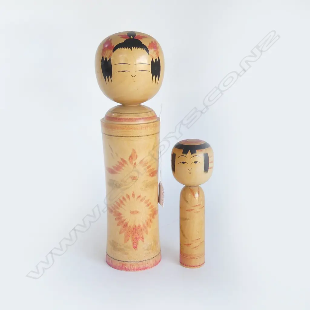 2 JAPANESE WOODEN DOLLS H.330 / 185mm Image 1++