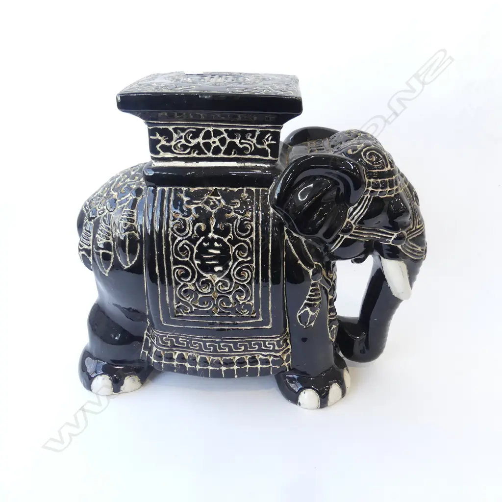 CHINESE CERAMIC OUTDOOR ELEPHANT SEAT H440mm Image 1++