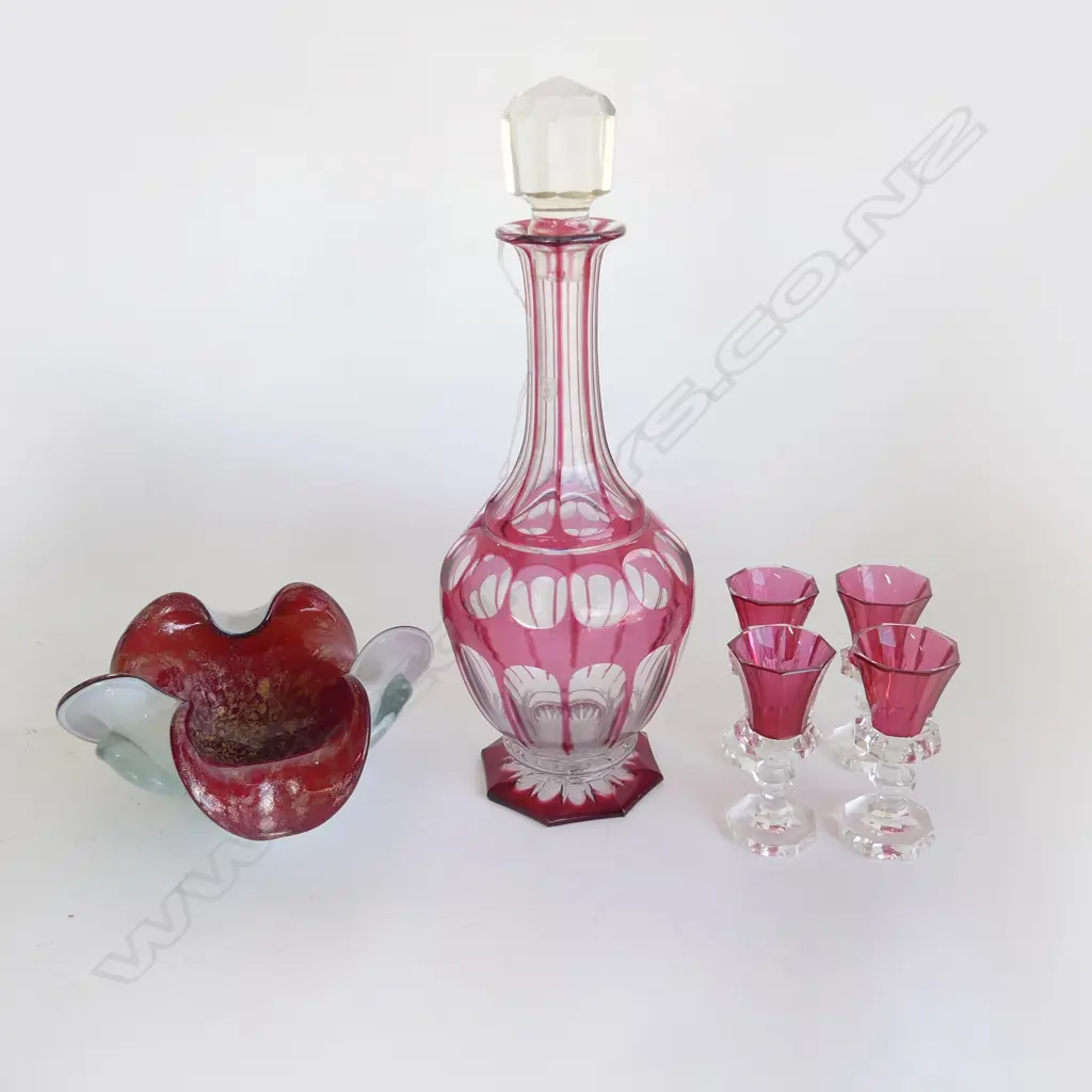 PINK CRYSTAL DECANTER H.335mm + 4 GLASSES (1 CHIPPED) + RED BOWL 180mm dia Image 1++