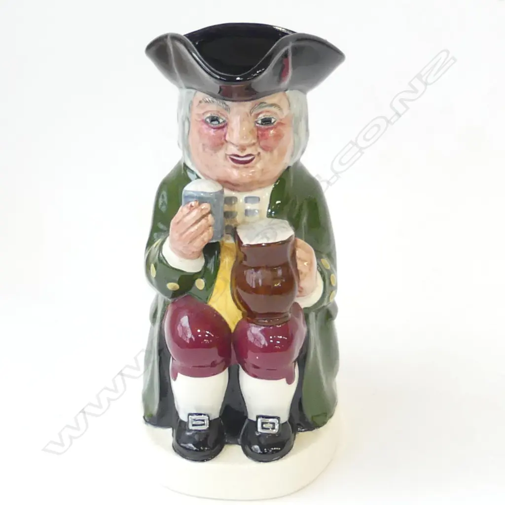 C/DEVON MUSICAL CHARACTER JUG H215MM Image 1++