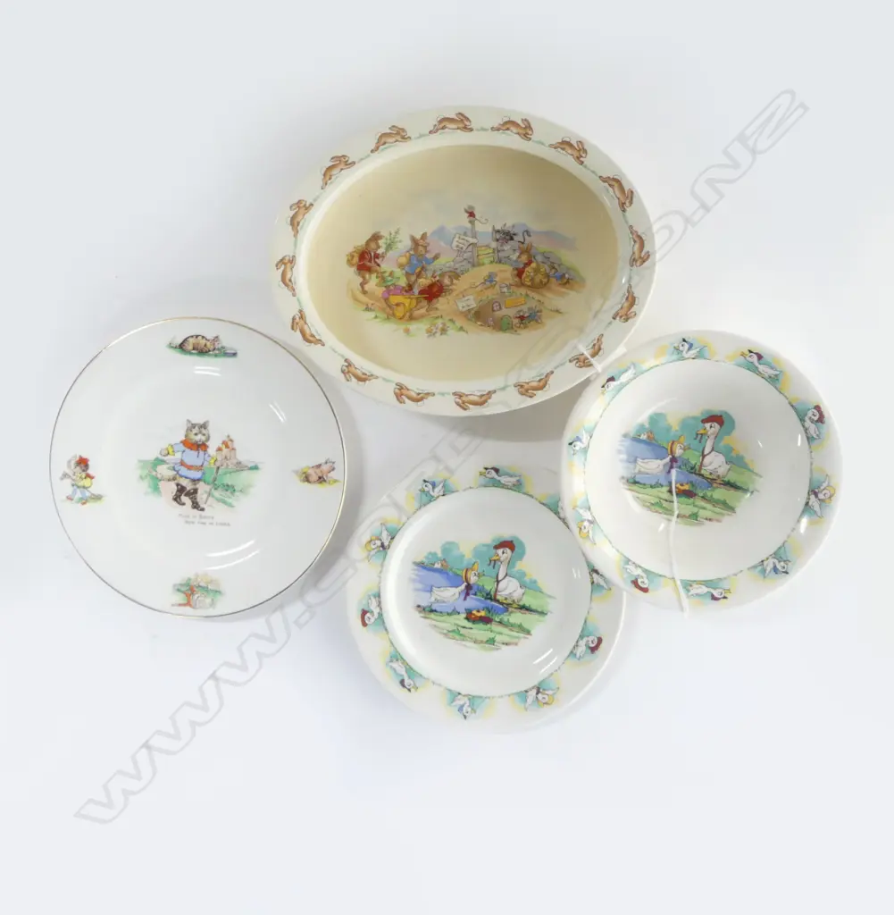 4 PCS CHILDREN THEMED CHINA, INCLS VINTAGE ROYAL DOULTON BUNNYKINS, WADE & BRISTOL PUSS IN BOOTS Image 1++