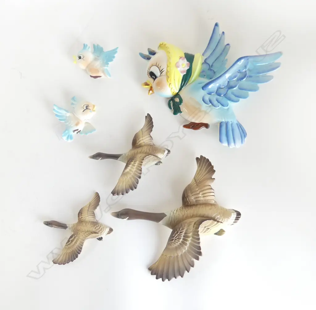 2 JAPANESE SETS OF 3 FLYING WALL BIRDS; 3 NORCREST GEESE H.185mm, 3 BLUE BIRDS W.200mm Image 1++