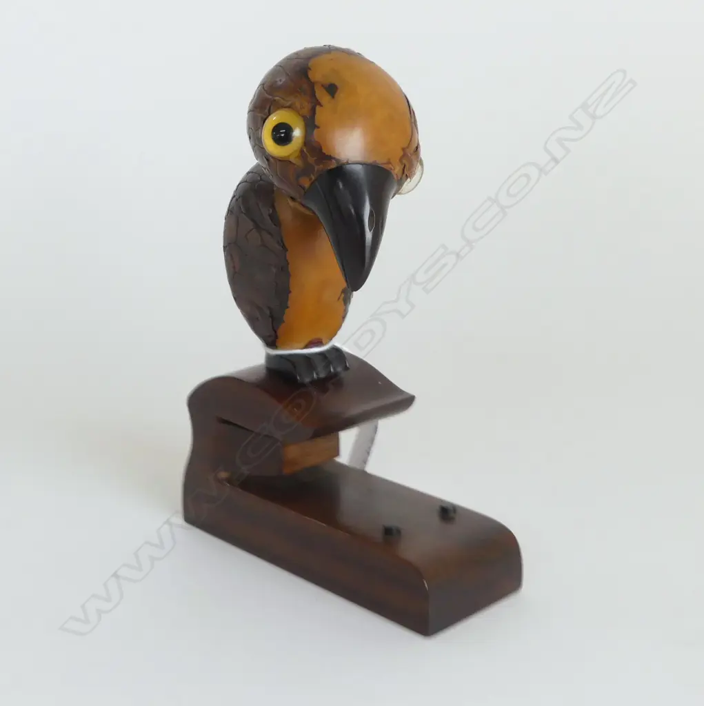 GENUINE HENRY HOWELL NUT BIRD WITH MAKERS MARK FATURAN BAKERLITE BEAK 7 TAIL  1920S  H130MM Image 1++