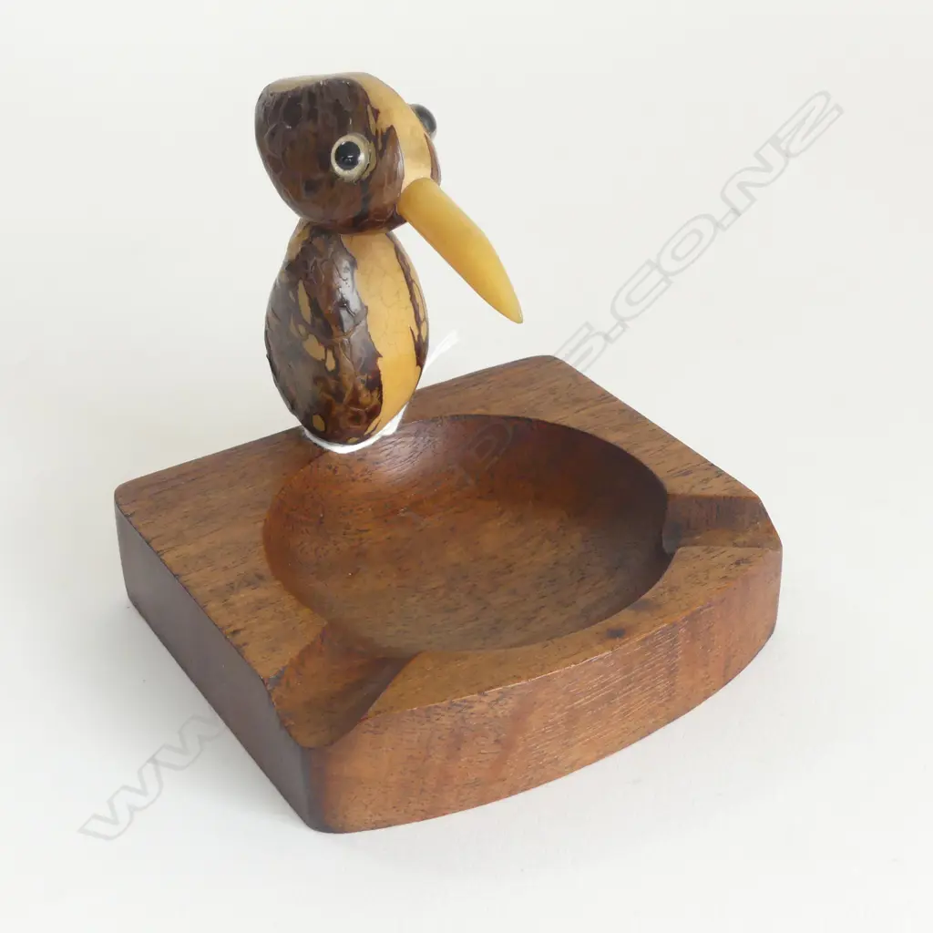 NUT BIRD ASHTRAY IN THE STYLE OF HENRY HOWELL H100MM Image 1++