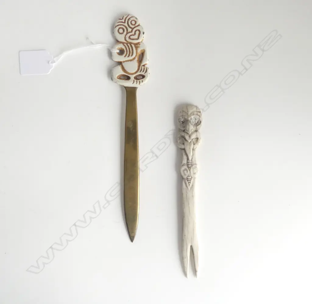 MAORI CARVED BONE FORK/COMB + BRASS LETTER KNIFE w tiki end L.235mm Image 1++