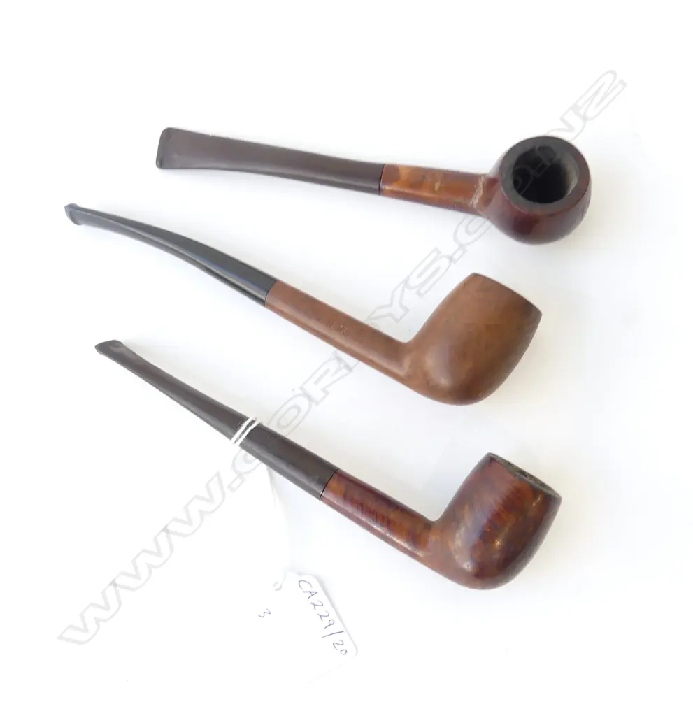 THREE BRIAR PIPES – ST. CLAUDE FRANCE, WING COMMANDER LONDON, ETC, L.150MM-160MM Image 1++
