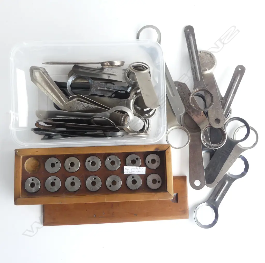 X2 LOTS OF WATCH & CLOCKMAKERS TOOLS 1 BOXED L200MM Image 1++