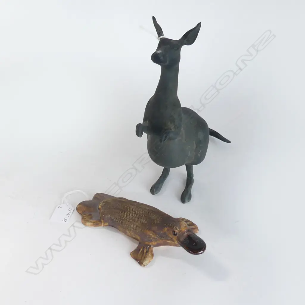 POTTERY  PLATYPUS & METAL  KANGAROO SCULPTURE,H.250MM Image 1++