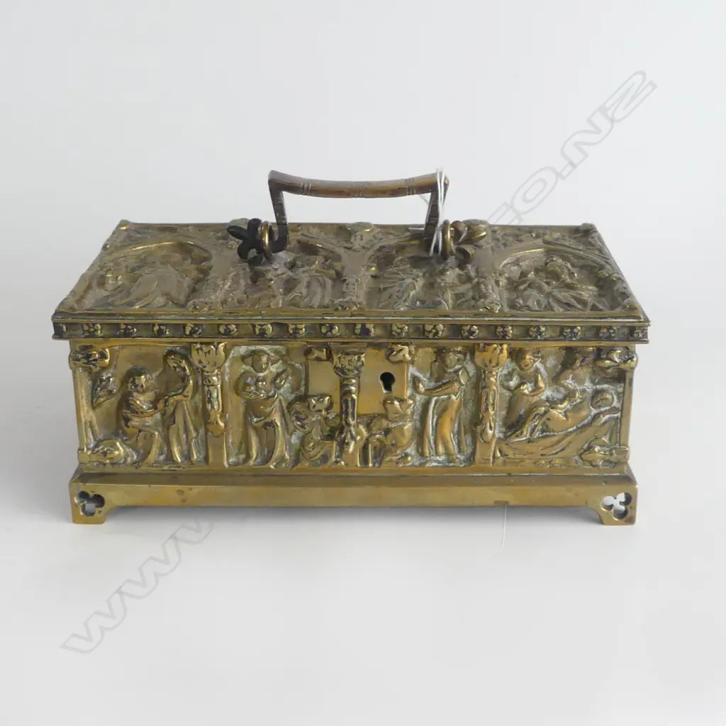 GOTHIC VICTORIAN BRASS JEWELLERY CASKET by Adolph Frankau & Co. England 215 x 120 x 90mm Image 1++